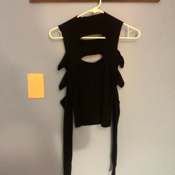 Cut out long sleeve from express - Picture 2 of 5